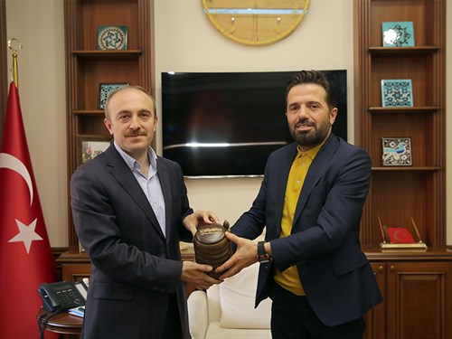 BAYKOVAN Yönetim Kurulu Başkanı Remzi Dursunkaya, Vali Cüneyt Epcim’i Ziyaret Etti